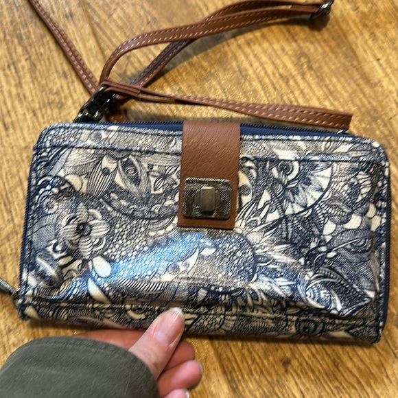 Sakroots spirit desert smarphone purse wristlet - Picture 3 of 6